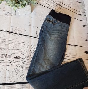 NWOT Under Belly Maternity jeans